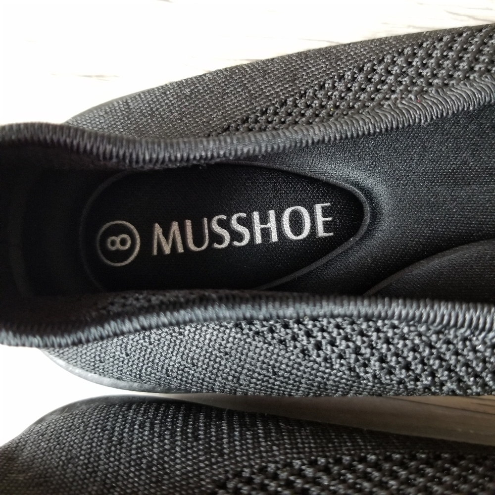 Musshoe Knit Rounded Toe Loafers - Picture 5 of 6